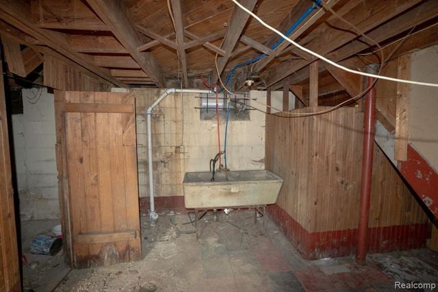 11422 Hartwell Street, Detroit, MI 48227