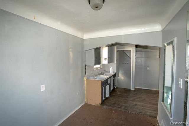 11422 Hartwell Street, Detroit, MI 48227