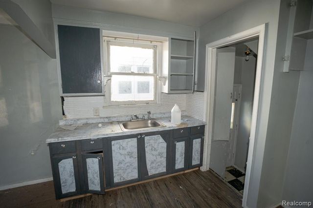 11422 Hartwell Street, Detroit, MI 48227