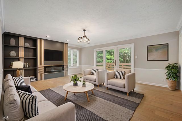 7474 Oakland Hills Drive, Indianapolis, IN 46236