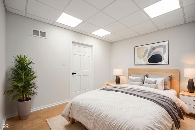 7474 Oakland Hills Drive, Indianapolis, IN 46236