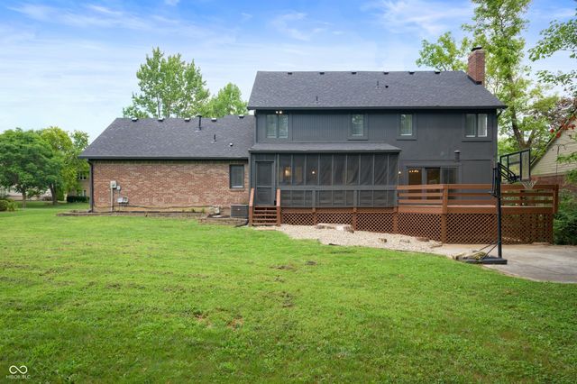 7474 Oakland Hills Drive, Indianapolis, IN 46236