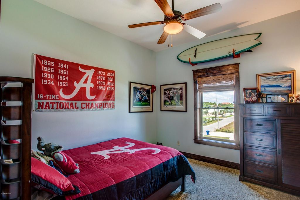 Image 18 of property listing at 13708 Front Beach Road, Panama City Beach, FL 32413