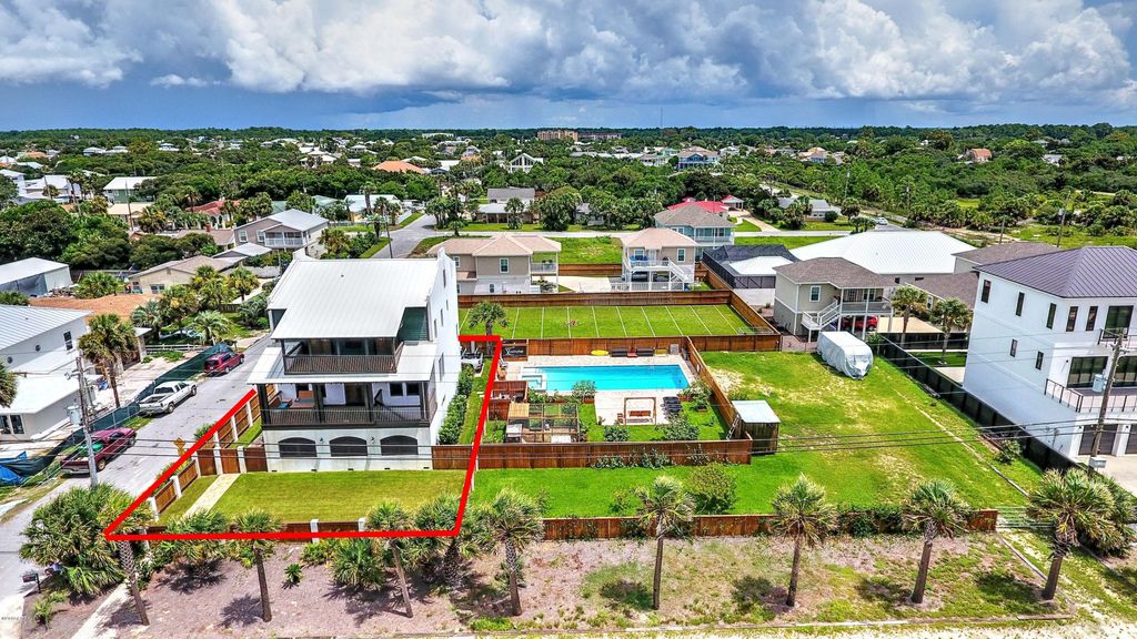 Image 2 of property listing at 13708 Front Beach Road, Panama City Beach, FL 32413