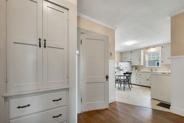 23 Dearborn Avenue, Hampton, NH 03842