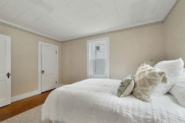 23 Dearborn Avenue, Hampton, NH 03842