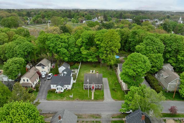 23 Dearborn Avenue, Hampton, NH 03842