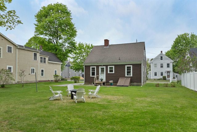 23 Dearborn Avenue, Hampton, NH 03842