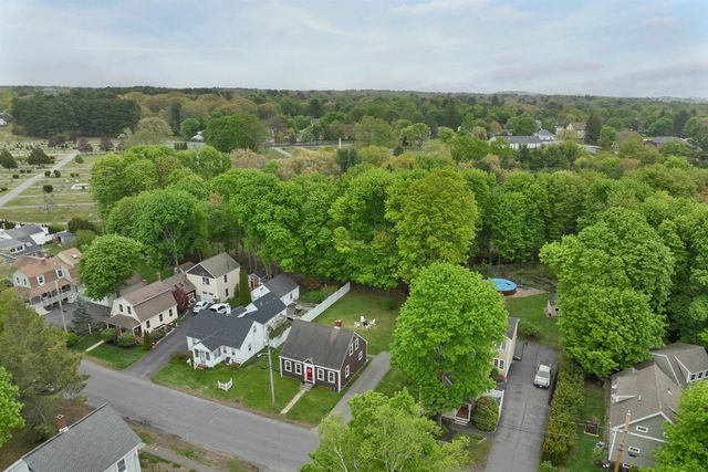23 Dearborn Avenue, Hampton, NH 03842