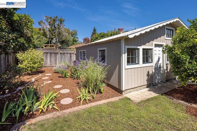 714 Rodney Dr, San Leandro, CA 94577