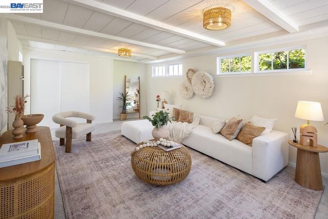 714 Rodney Dr, San Leandro, CA 94577
