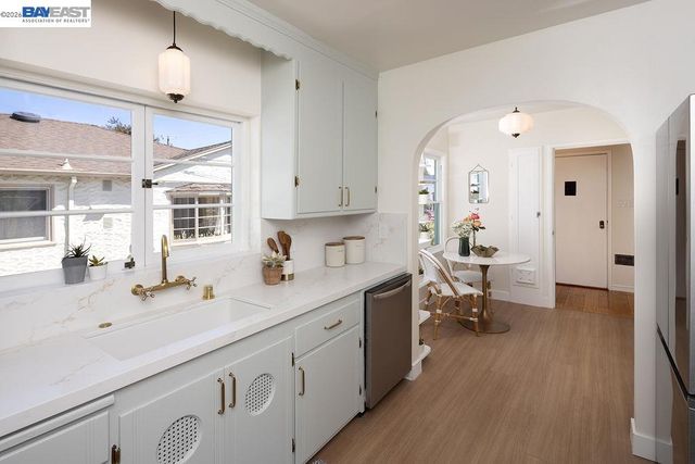 714 Rodney Dr, San Leandro, CA 94577