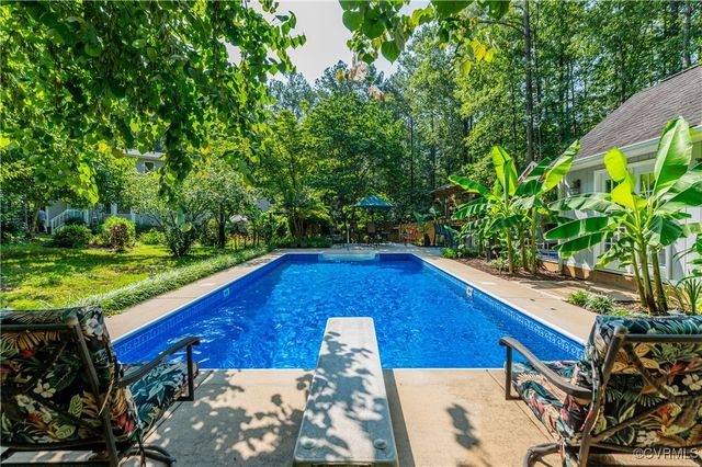 1129 Timber Trace Rd, Powhatan, VA 23139