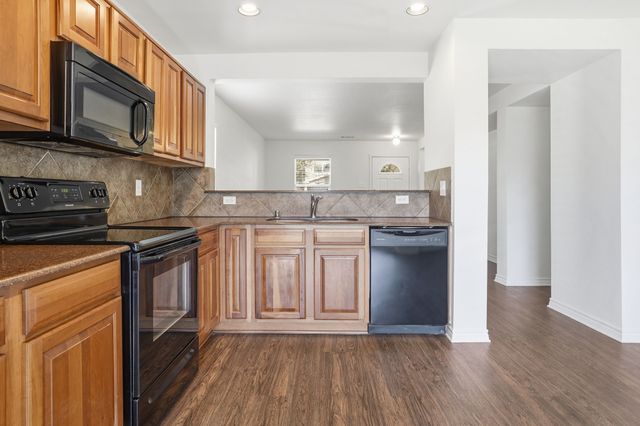 6905 Planters Row Drive, Mckinney, TX 75070