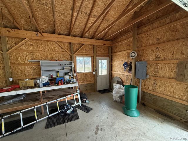 958 N Cass Avenue, Vassar, MI 48768