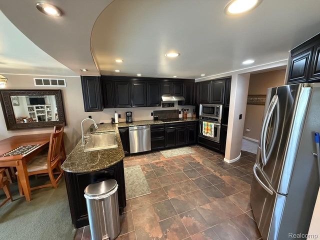 958 N Cass Avenue, Vassar, MI 48768