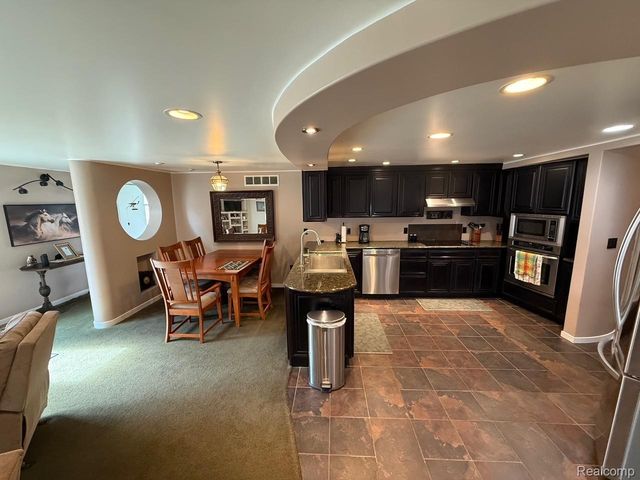 958 N Cass Avenue, Vassar, MI 48768