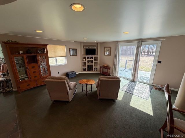 958 N Cass Avenue, Vassar, MI 48768