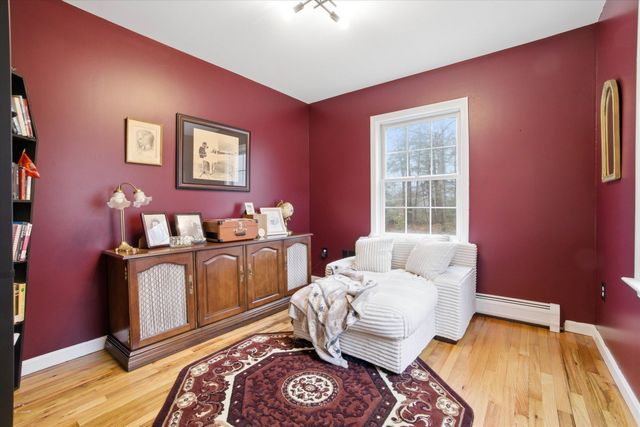 10 Upton Road, Mont Vernon, NH 03057