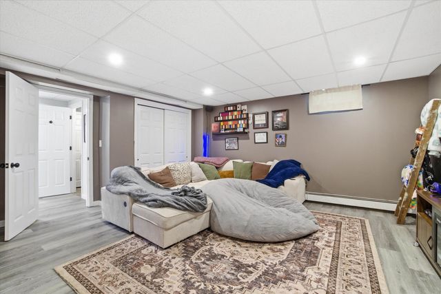 10 Upton Road, Mont Vernon, NH 03057