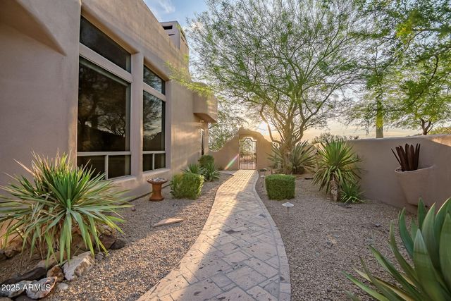 6505 E OLD PAINT Trail, Carefree, AZ 85377