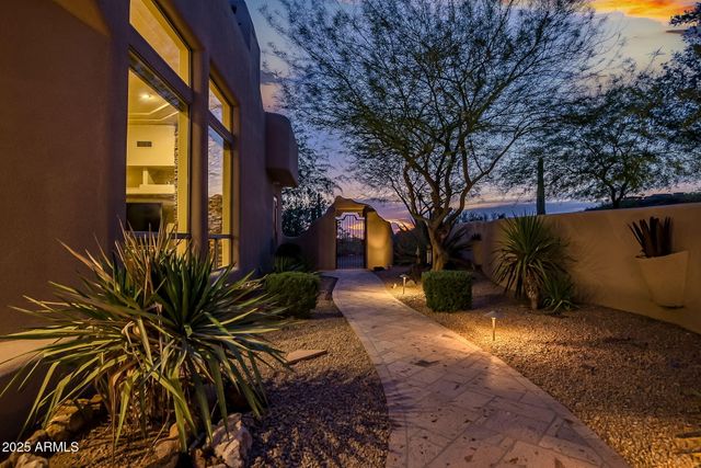 6505 E OLD PAINT Trail, Carefree, AZ 85377