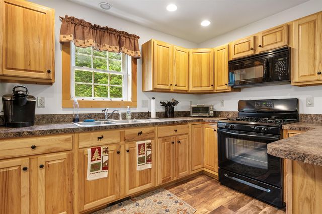 94 Spring Road, Pittsburg, NH 03592