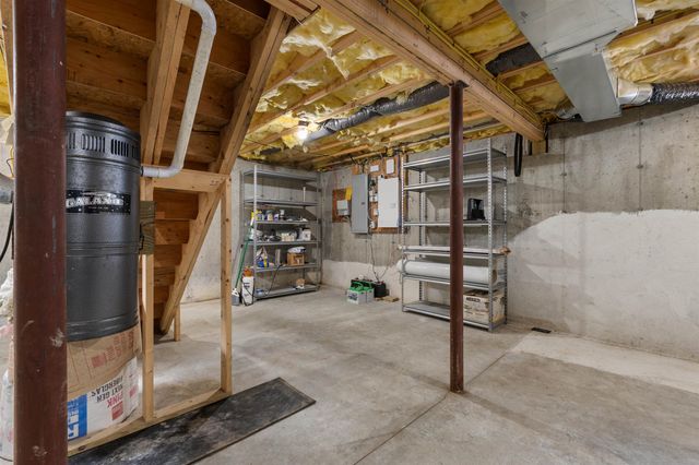 94 Spring Road, Pittsburg, NH 03592