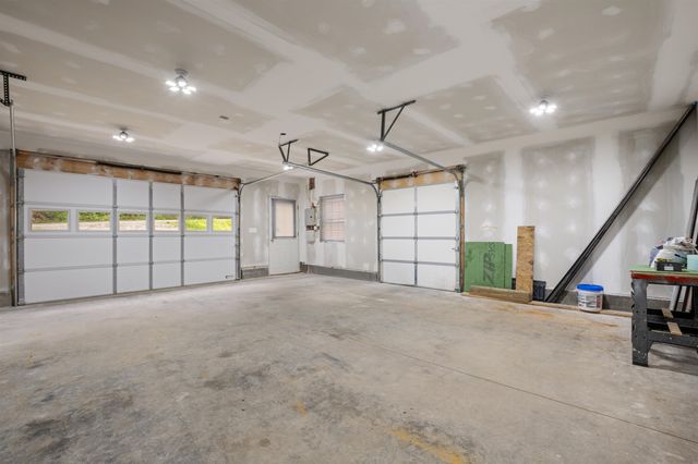 94 Spring Road, Pittsburg, NH 03592