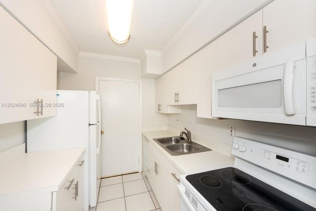 1408 Brickell Bay Dr 1116, Miami, FL 33131