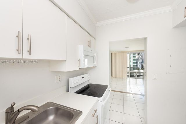 1408 Brickell Bay Dr 1116, Miami, FL 33131