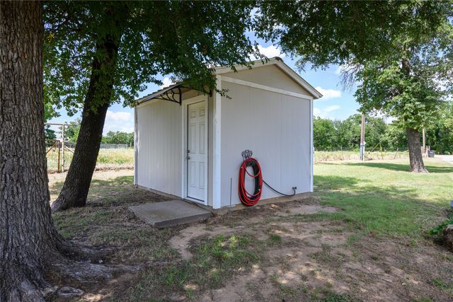 2022 Lamkin Road, Mineral Wells, TX 76067