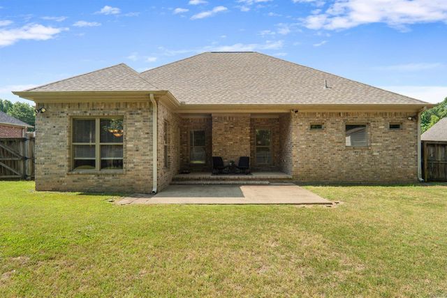 221 Jackson Park Cv Cove, Cabot, AR 72023