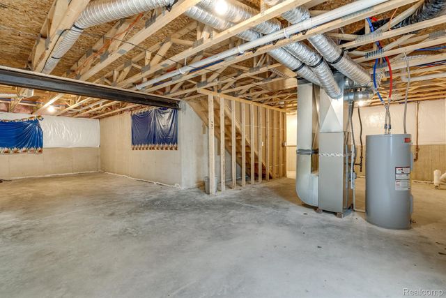 10219 ISLAND LAKE Drive, Taylor, MI 48180