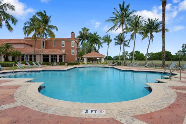 11780 SAINT ANDREWS Place 201, Wellington, FL 33414