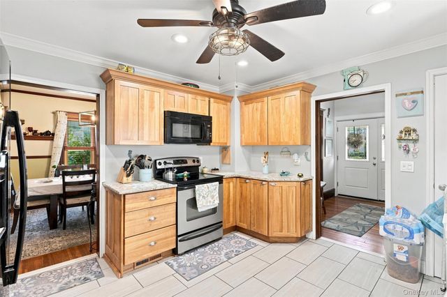49 Gladstone Avenue, Walden, NY 12586
