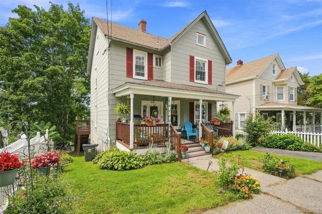 49 Gladstone Avenue, Walden, NY 12586