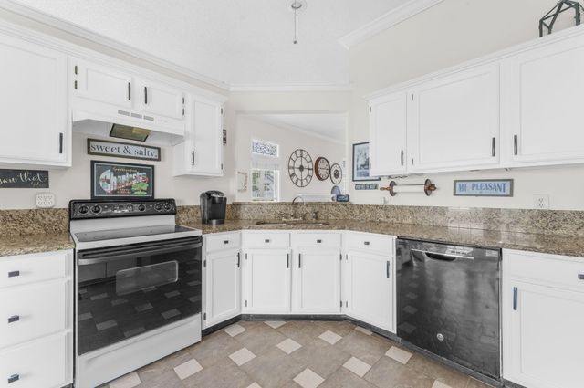 120 Kingsbridge Drive, Goose Creek, SC 29445