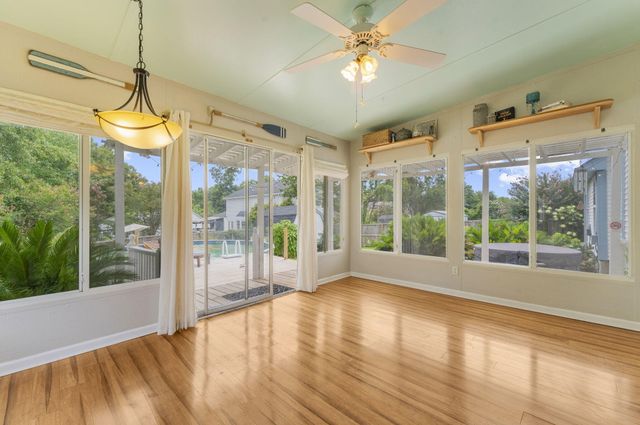 120 Kingsbridge Drive, Goose Creek, SC 29445