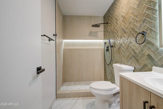 5681 S 237TH Drive, Buckeye, AZ 85326