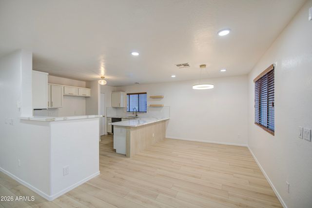 5681 S 237TH Drive, Buckeye, AZ 85326