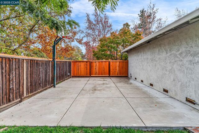 4597 Wildcat Ln, Concord, CA 94521