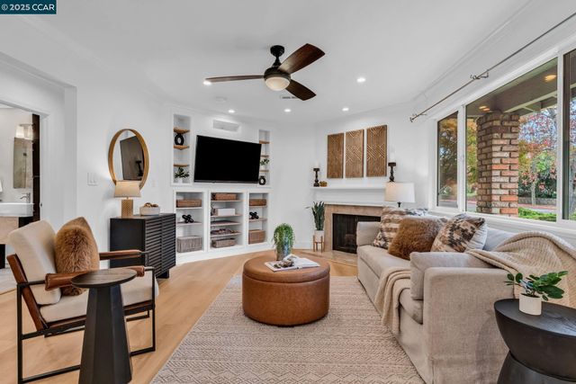 4597 Wildcat Ln, Concord, CA 94521