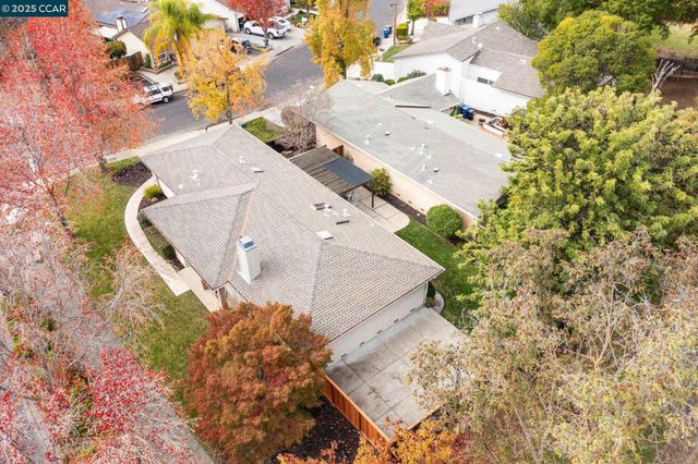 4597 Wildcat Ln, Concord, CA 94521