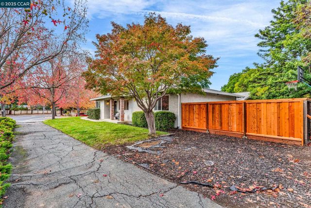 4597 Wildcat Ln, Concord, CA 94521