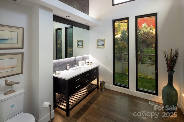 12 Sunset Summit, Asheville, NC 28804