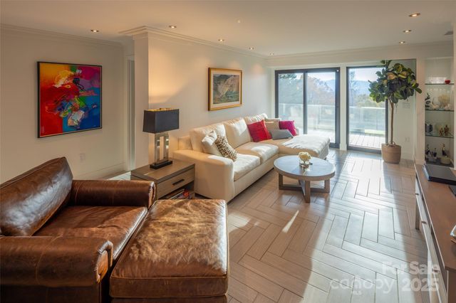 12 Sunset Summit, Asheville, NC 28804