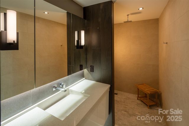 12 Sunset Summit, Asheville, NC 28804