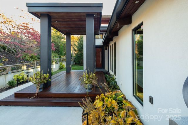 12 Sunset Summit, Asheville, NC 28804