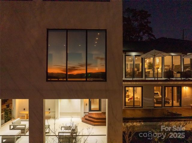 12 Sunset Summit, Asheville, NC 28804